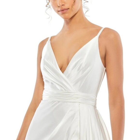 Mac Duggal Size 2 White 12448 Satin V-neck Sleeveless Formal Dress Prom Wedding - Picture 4 of 11